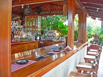Apartamento Sunrise Club Hotel Restaurant & Bar