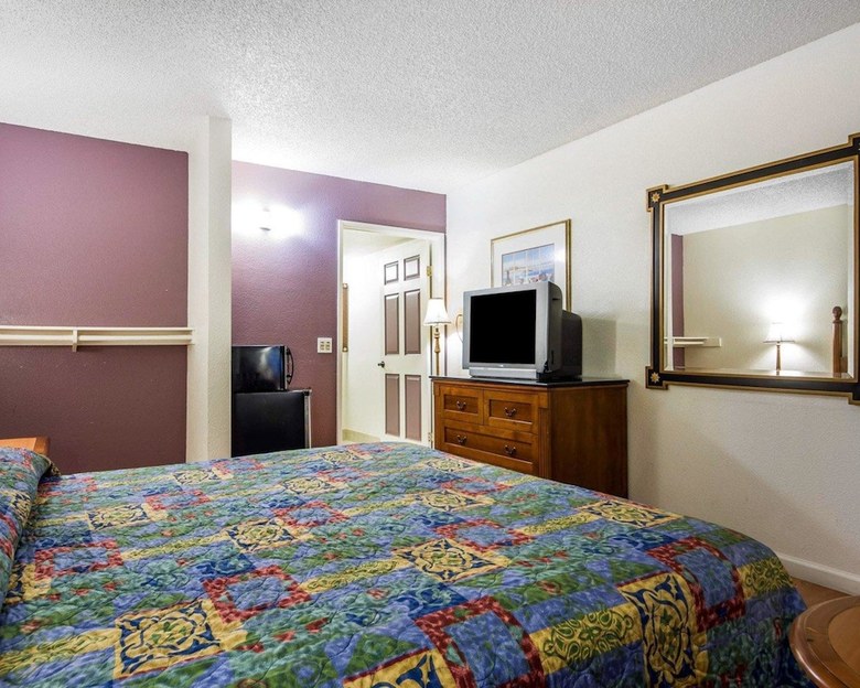 Hotel Rodeway Inn