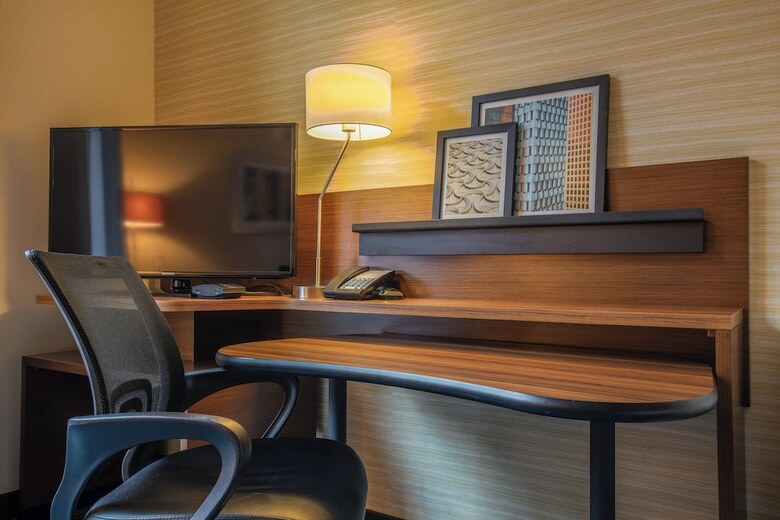Hotel Fairfield Inn & Suites Chicago Downtown/river North