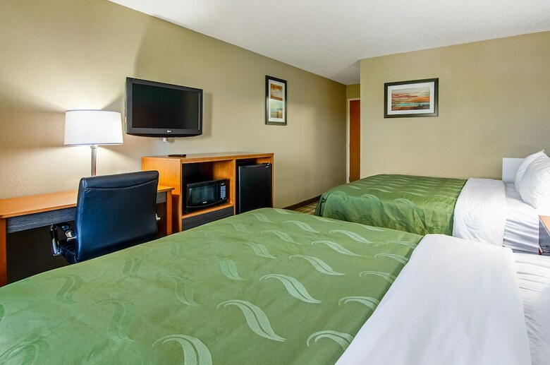 Hotel Quality Inn & Suites