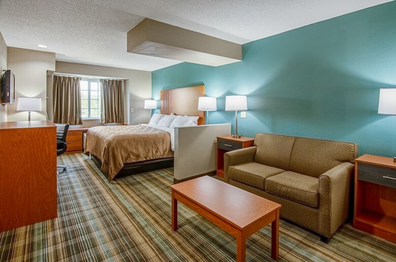 Hotel Quality Inn & Suites