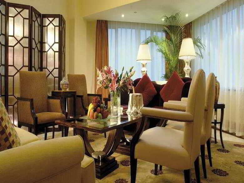 Hotel Renaissance Yangtze