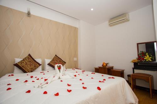Golden Tulip Hotel
