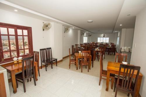 Golden Tulip Hotel