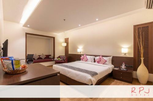 Hotel Regenta Central Rajkot