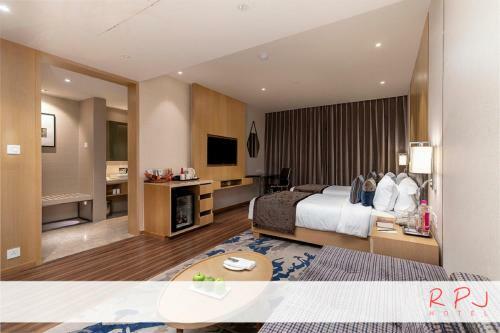 Hotel Regenta Central Rajkot