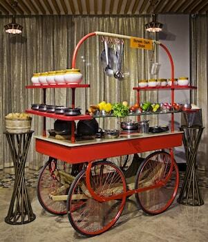 Hotel Zone By The Park Coimbatore