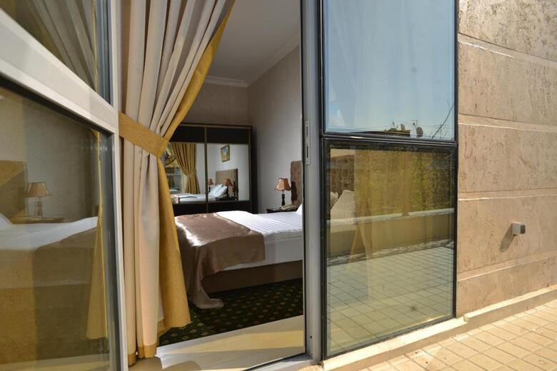 Gloria Hotel