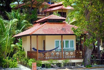 Apartamento Rin Beach Resort