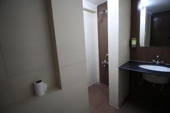 Hotel Oyo Premium Sola Sg Highway