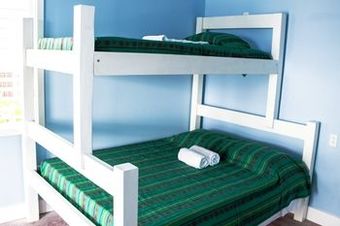 Sandbar Beachfront Hostel & Restaurant