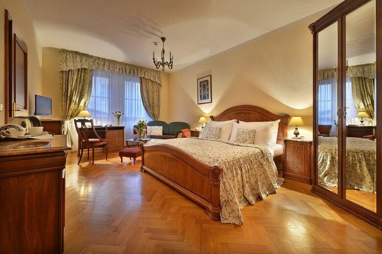 Constans Hotel