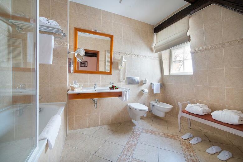 Constans Hotel