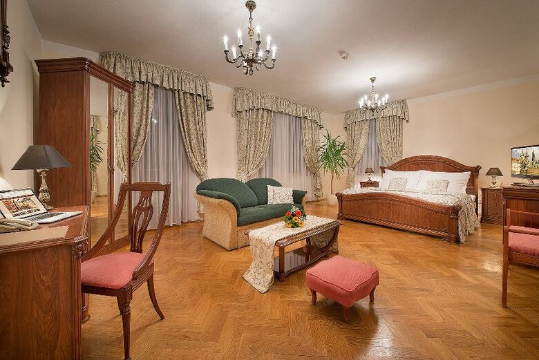 Constans Hotel