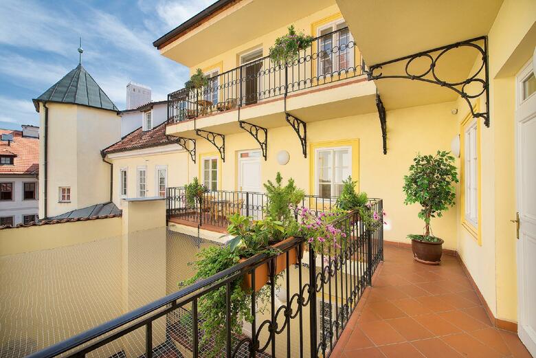 Constans Hotel