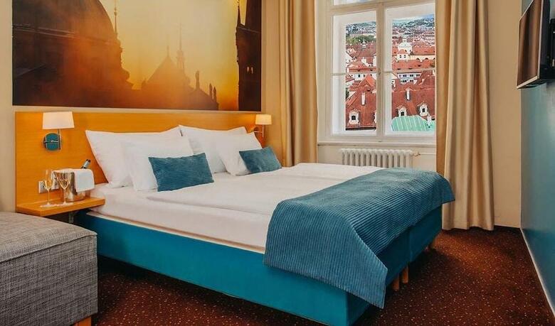 Hotel Jerome House