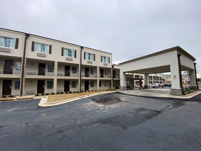 Hotel Days Inn & Suites/college Park/atlanta