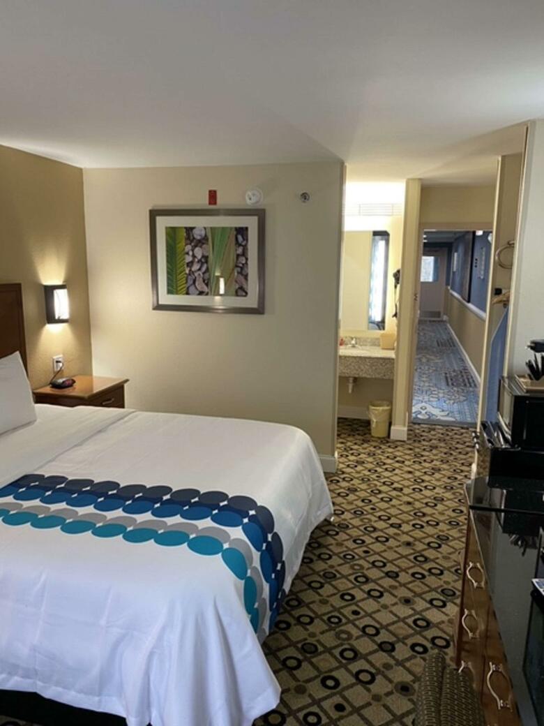 Hotel Days Inn & Suites/college Park/atlanta
