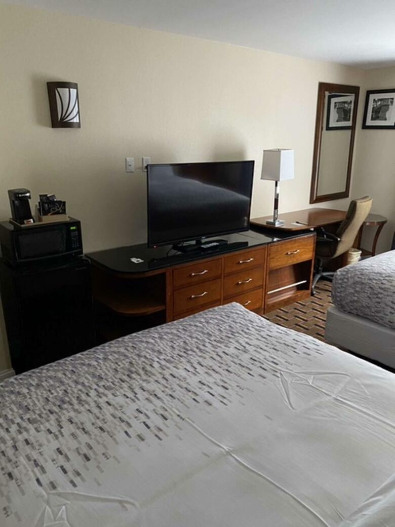 Hotel Days Inn & Suites/college Park/atlanta