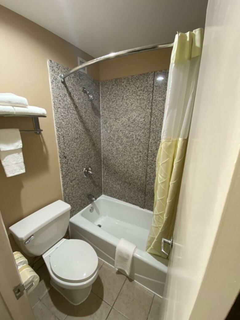 Hotel Days Inn & Suites/college Park/atlanta