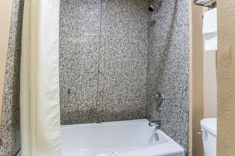Hotel Days Inn & Suites/college Park/atlanta