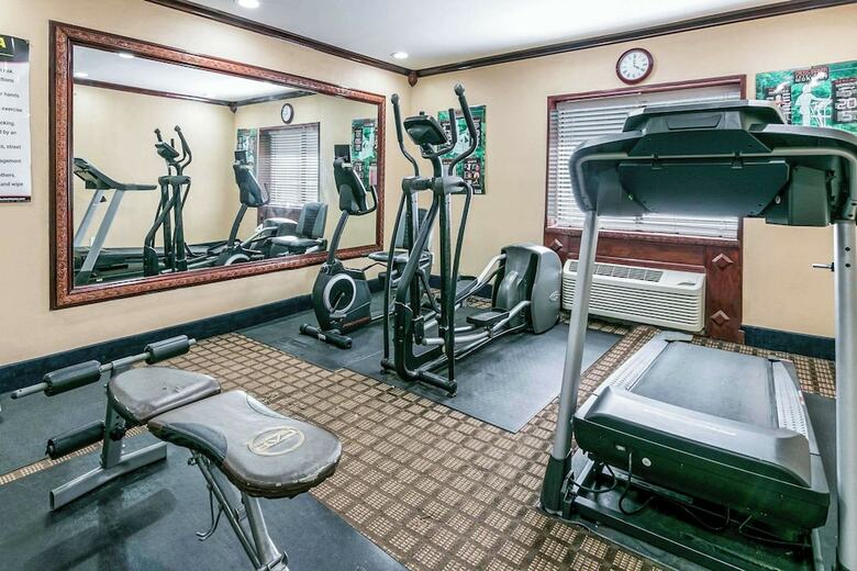 Hotel Days Inn & Suites/college Park/atlanta