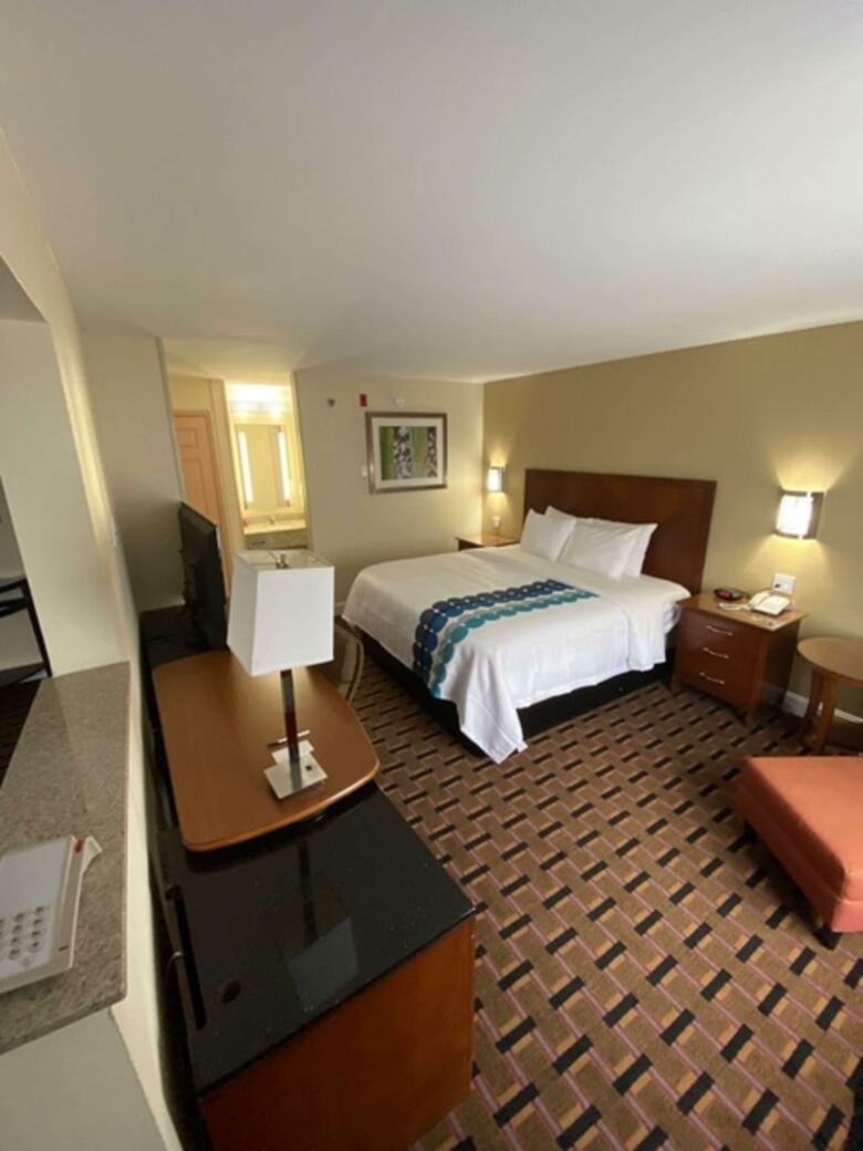 Hotel Days Inn & Suites/college Park/atlanta