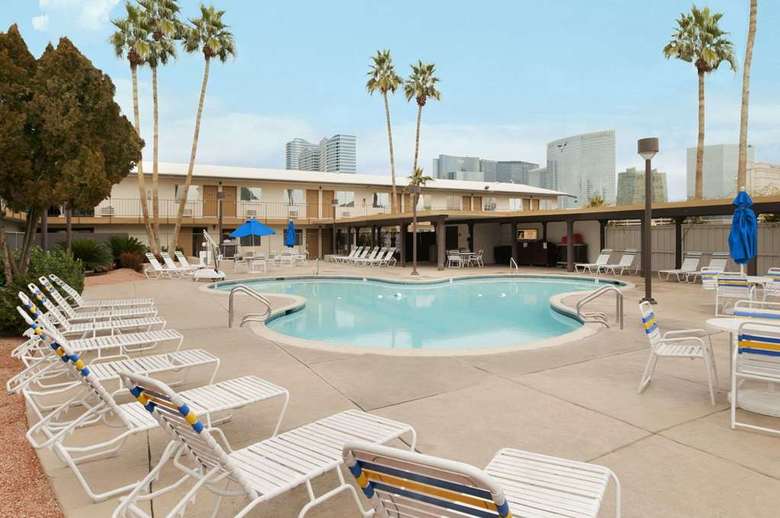 Days Inn Wild Wild West Hotel