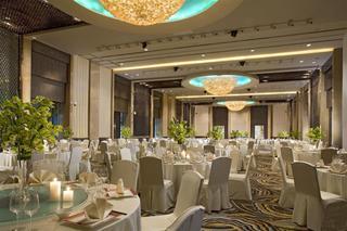 Sheraton Shanghai Hotel And Residences