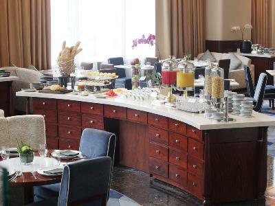Hotel Makati Diamond Residences