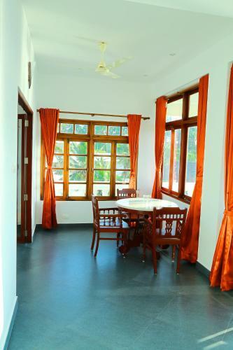 Hotel Little Elephant Beach Resort