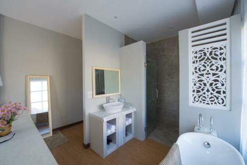 For U Boutique Hotel