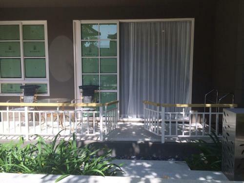 Apartamento Pool Access Autumn Hua Hin