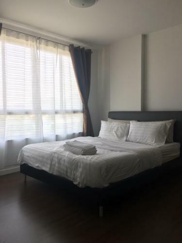 Apartamento Baan Kun Koey Condo