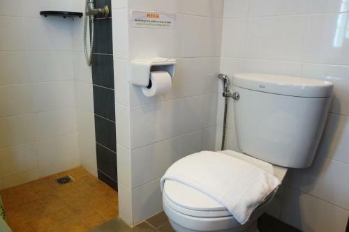 Phuket Ecozy Hotel