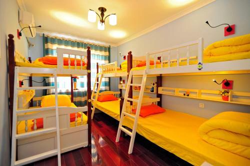 Simple Capsule Youth Hostel Guiyang Xiaoshizi