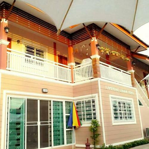 Bed & Breakfast Lampang Lanna Home