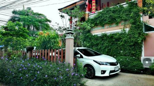 Bed & Breakfast Lampang Lanna Home
