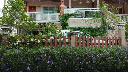 Bed & Breakfast Lampang Lanna Home