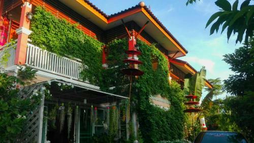 Bed & Breakfast Lampang Lanna Home