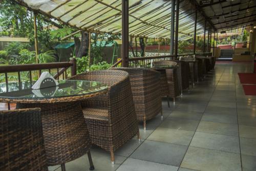 Hotel Zaras Resort Khandala