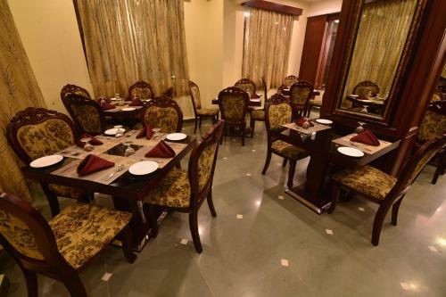 Seasons Hotel & Spa