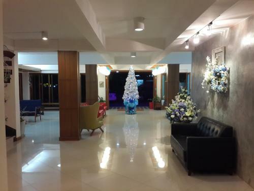 J2 Hotel Maesot