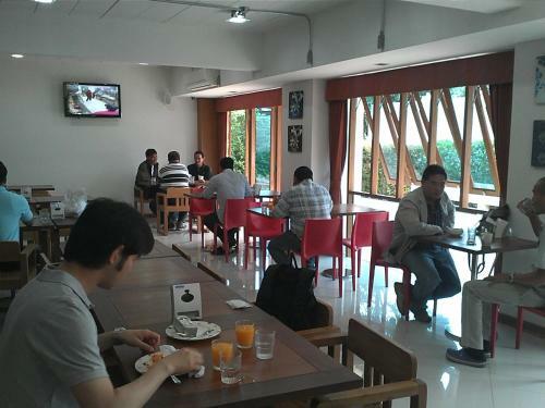 J2 Hotel Maesot