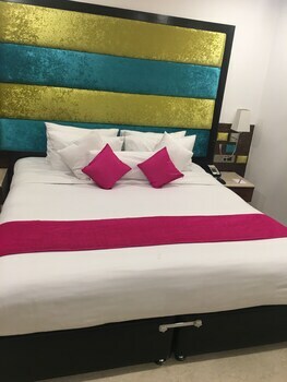 La Woods Hotel