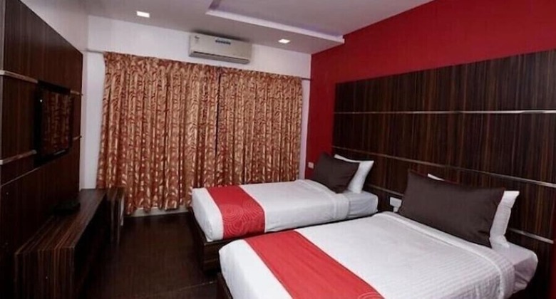 Bed & Breakfast Nachiappa Residency