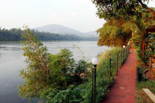 Hotel Elephant Pass Ayurveda & Yoga Retreat
