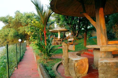 Hotel Elephant Pass Ayurveda & Yoga Retreat