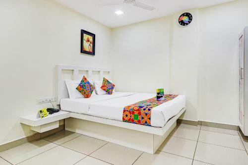 Fabhotel Colors Apartment