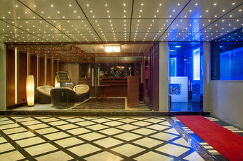 Park Avenue Hotel